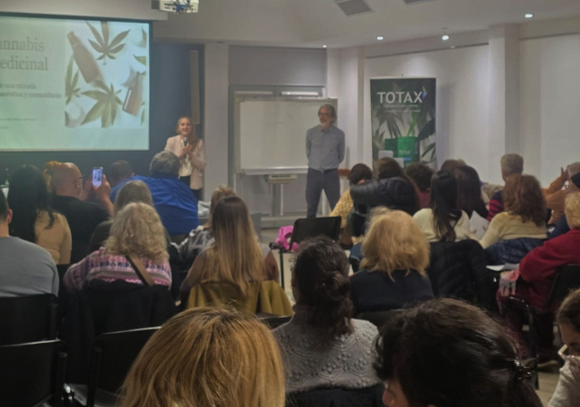 Conferencias COFyBCF- Laboratorio ALEF sobre Cannabis Medicinal